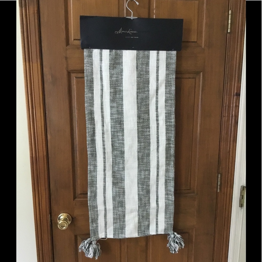 Table Runner Farmhouse Tassel